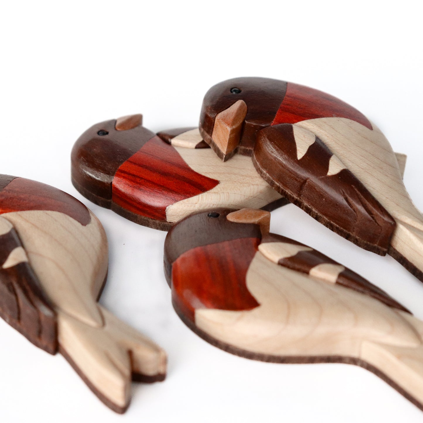 Rose-breasted Grosbeak Wood Carved Intarsia Ornament / Magnet