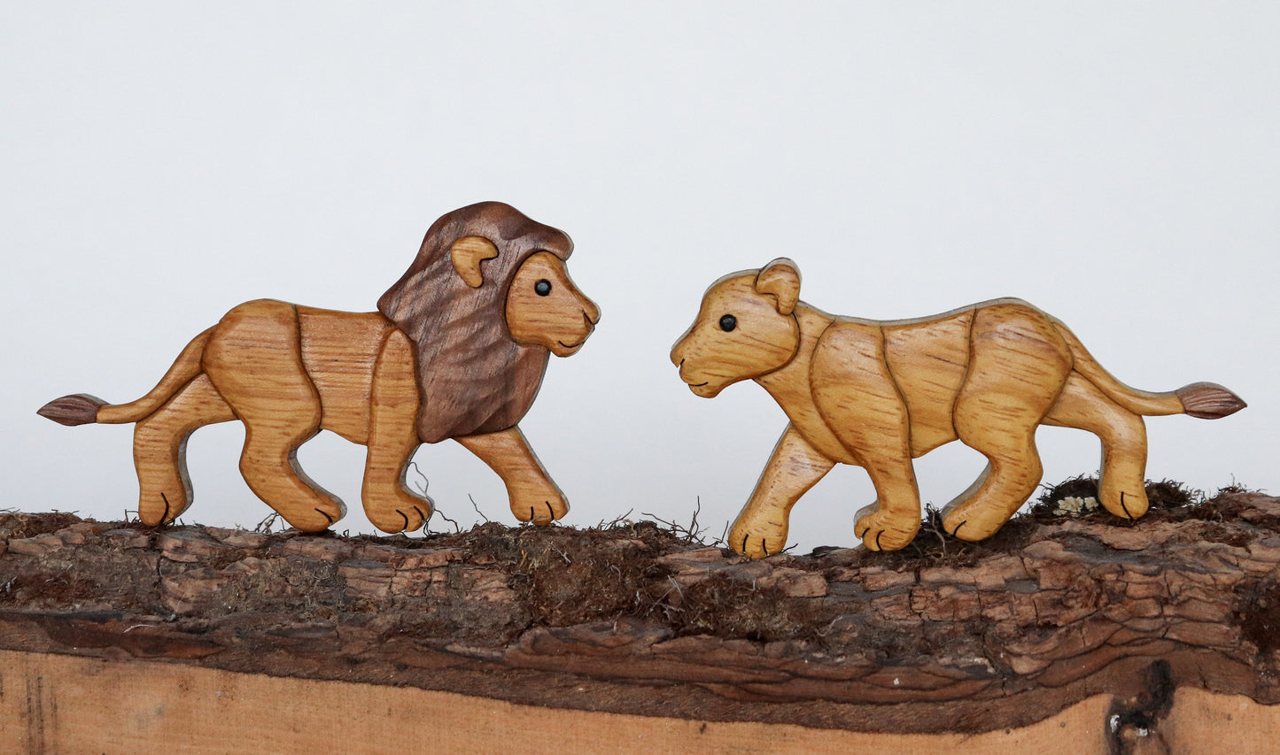 Lion wooden magnet or ornament, Wildlife wood carving , Handmade collectable ornament, Scroll saw art